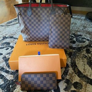 Louis Vuitton NeverFull and Louis Vuitton wallet